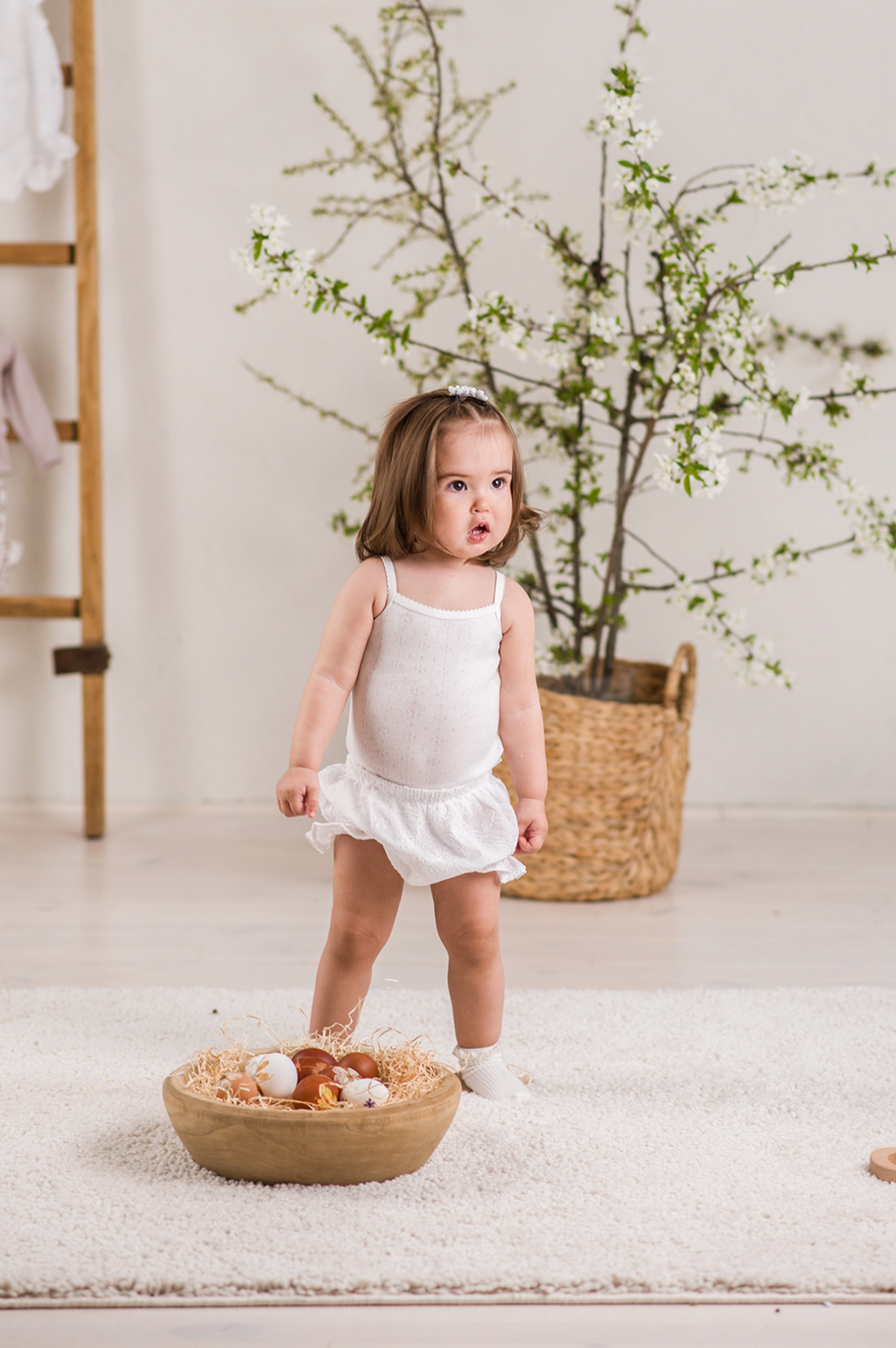 Bodi na bretele - bela