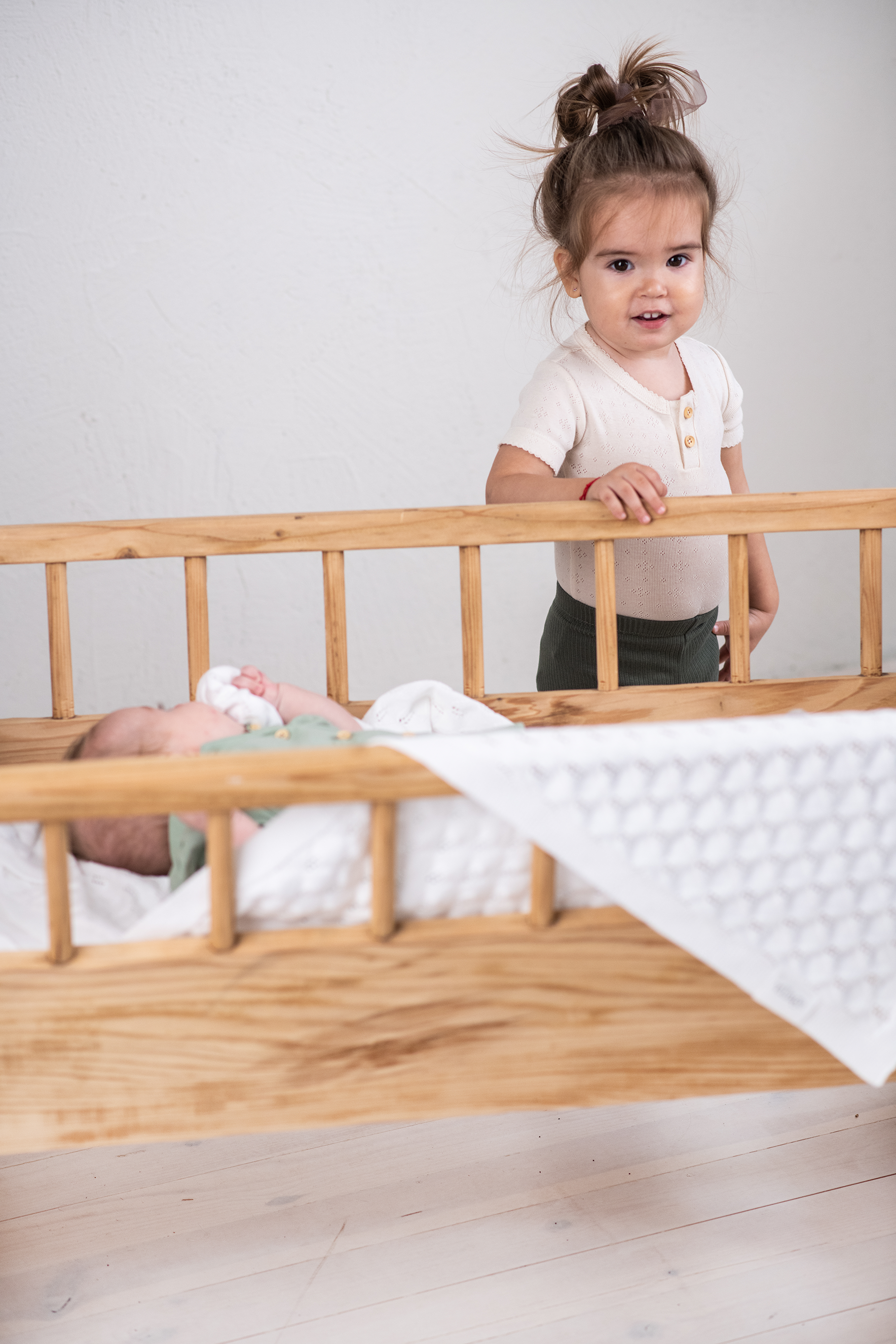 Short-sleeved bodysuit - cream