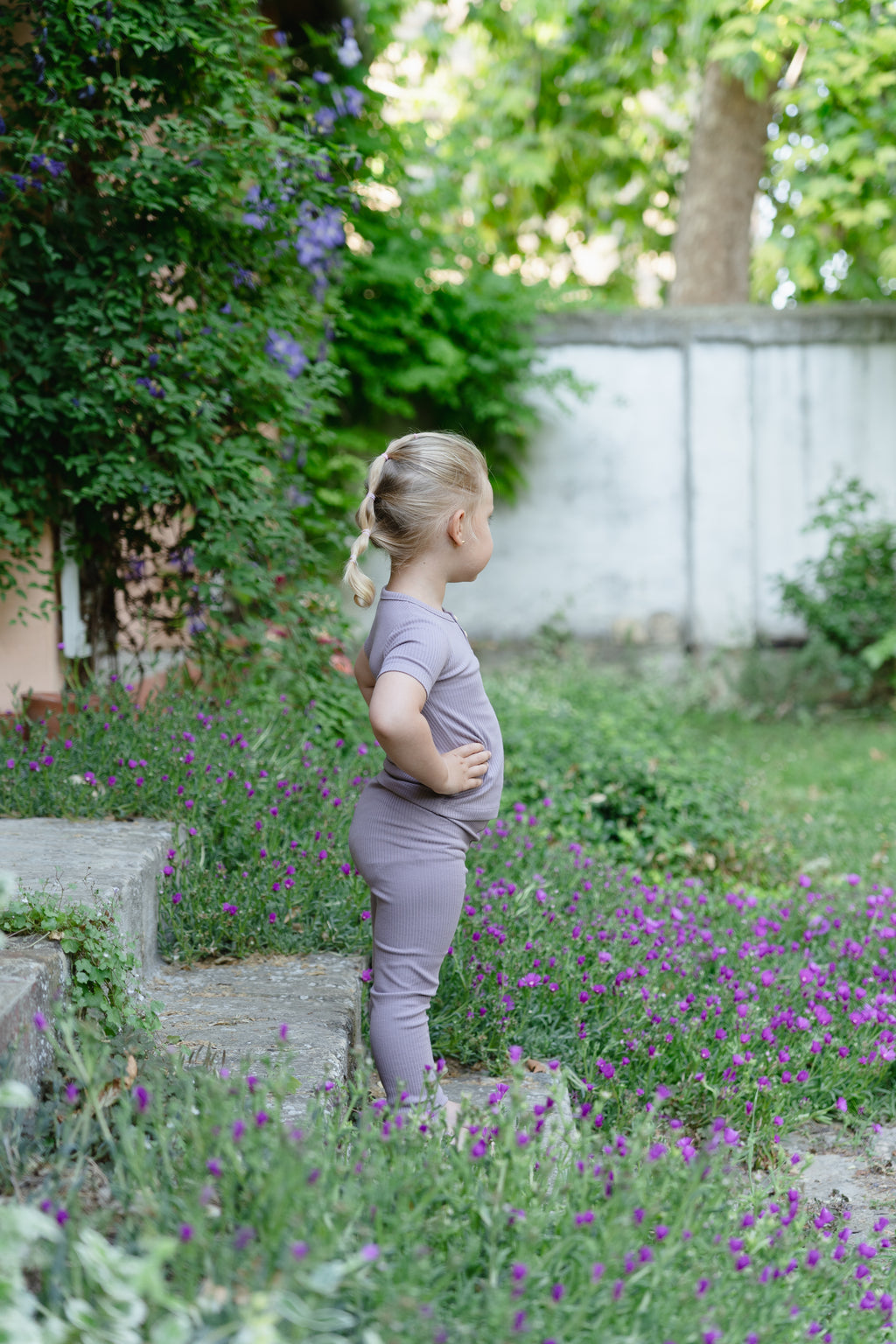 Rebrasta majica kratkih rukava - ljubičasta