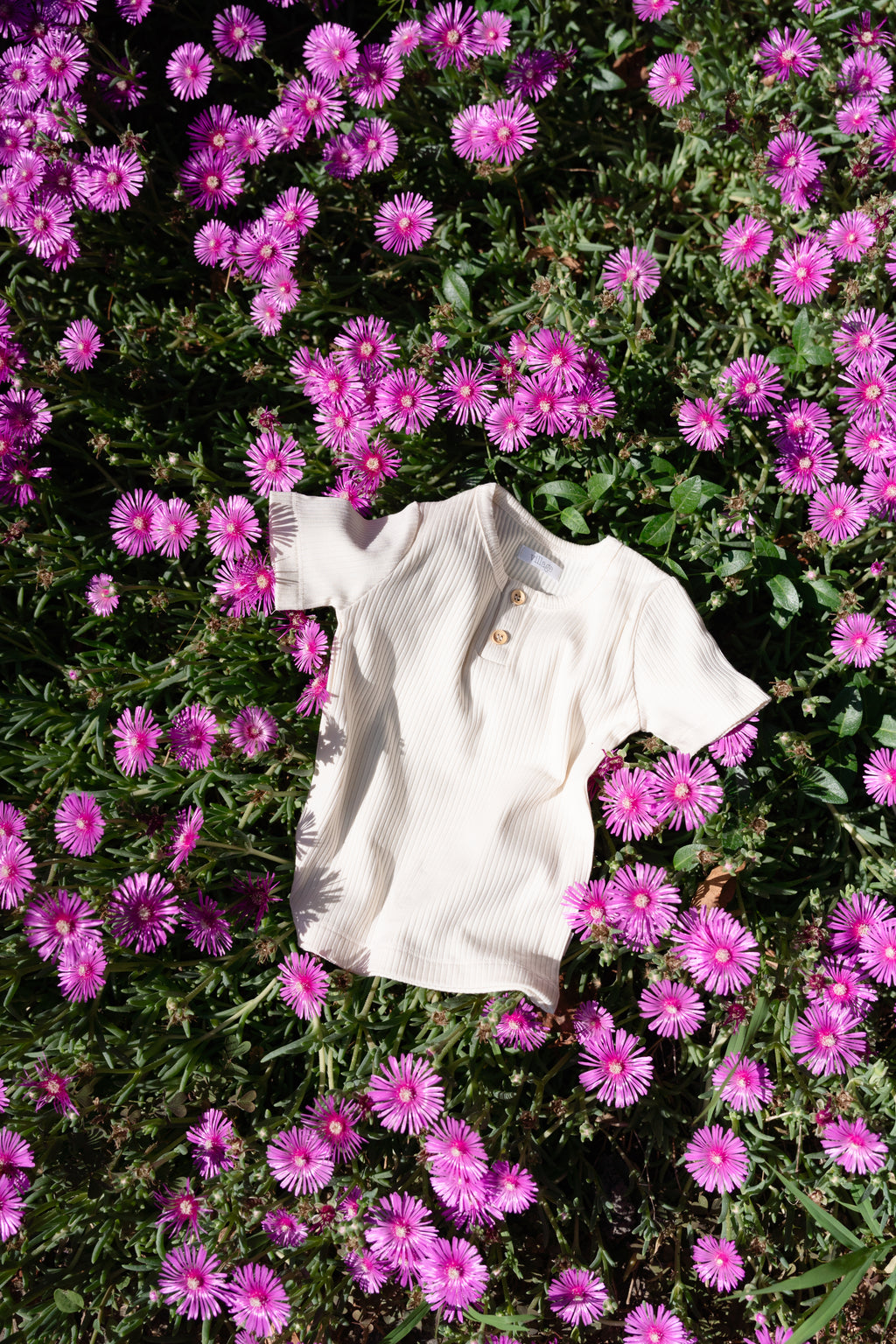 Rebrasta majica kratkih rukava - bela