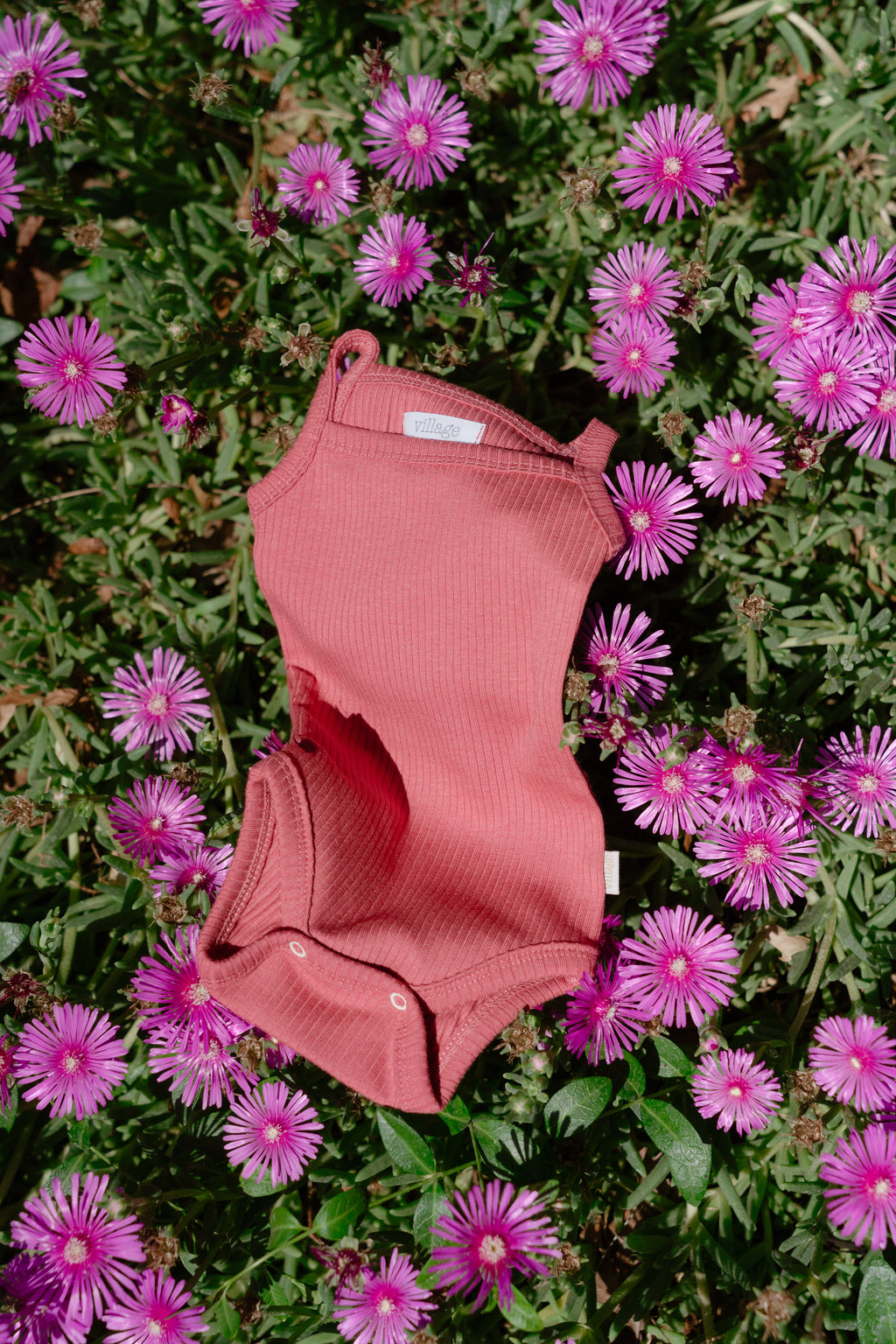 Rebrasti bodi na bretele- malina