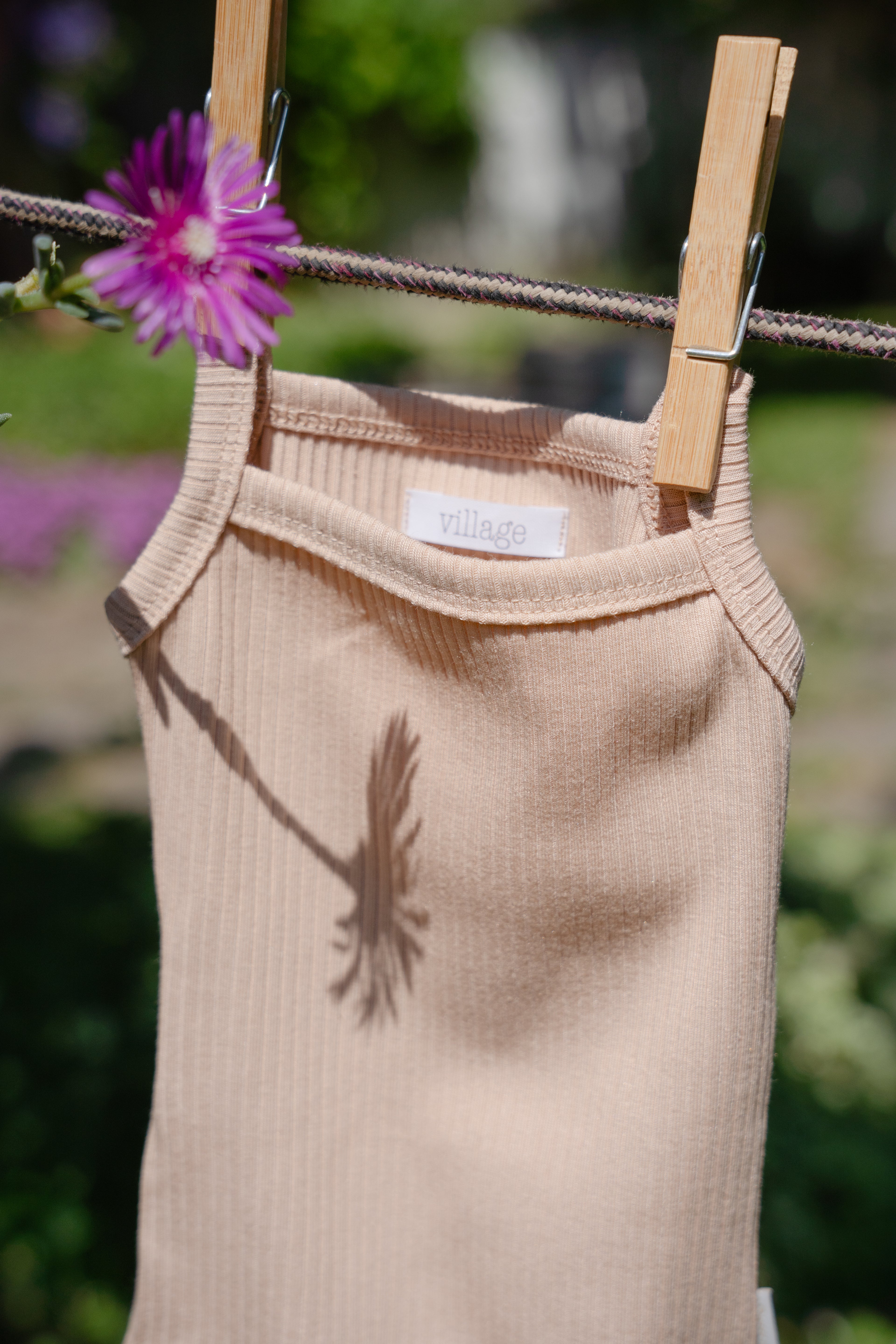 Rebrasti bodi na bretele- oker